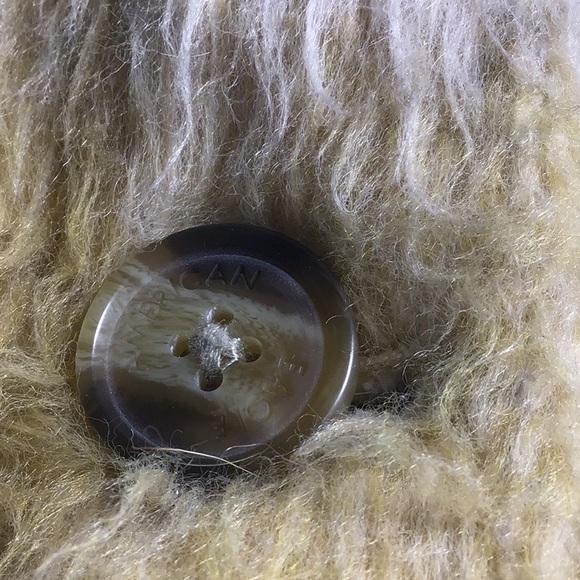 American Eagle Plaid Shaket shag super soft - Picture 5 of 13